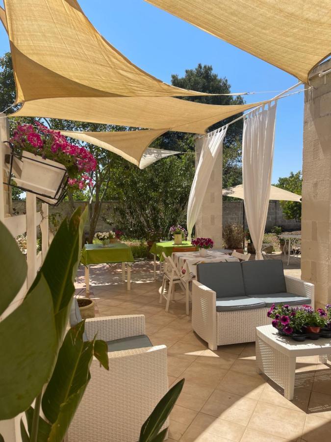Bed and Breakfast Antico Casale Il Sambuco Manduria Exterior foto