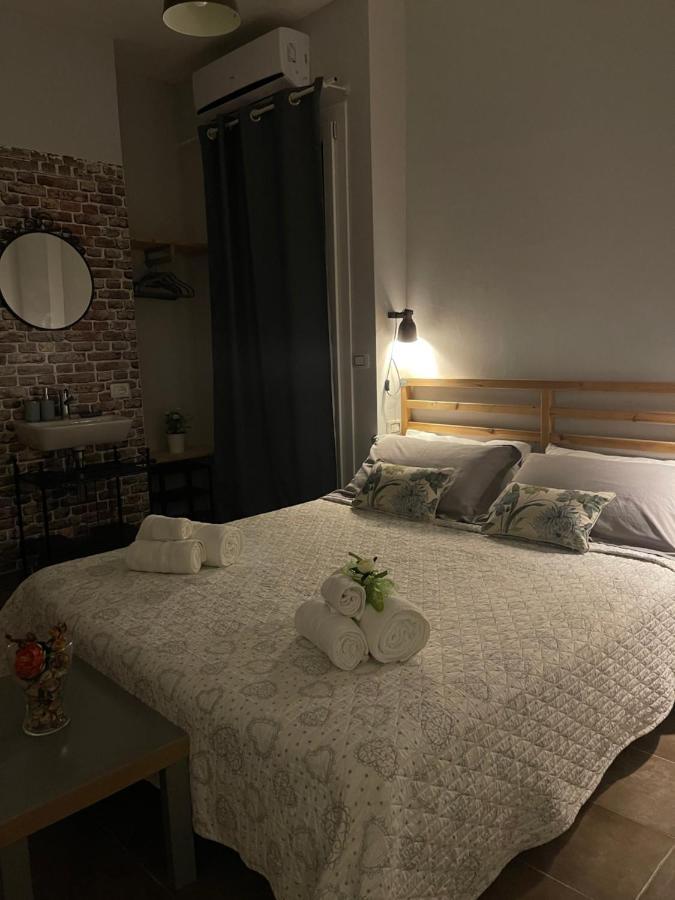 Bed and Breakfast Antico Casale Il Sambuco Manduria Exterior foto